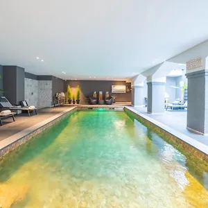 Grand Normandy By Cw Collection 4* ברוז'